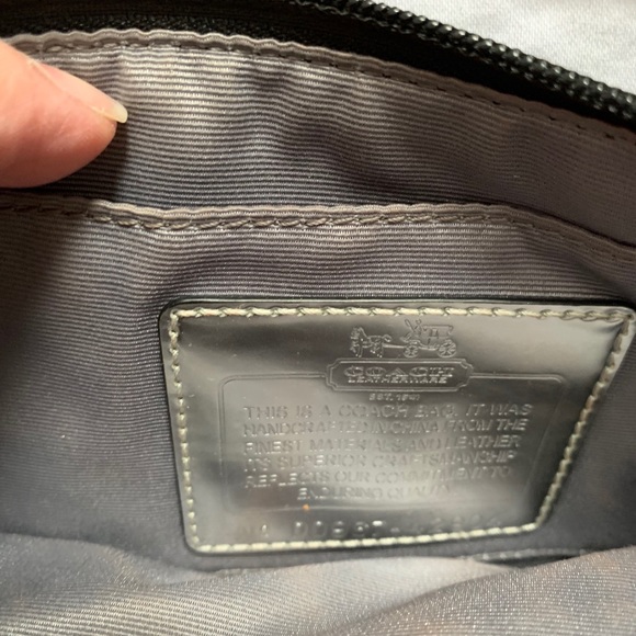 Coach wristlet - Picture 2 of 5